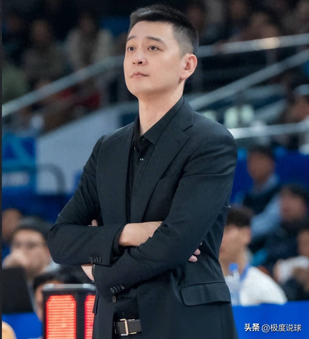 辽宁男篮会换外援吗？没想到杨鸣赛后这样回应，看来是有准备了