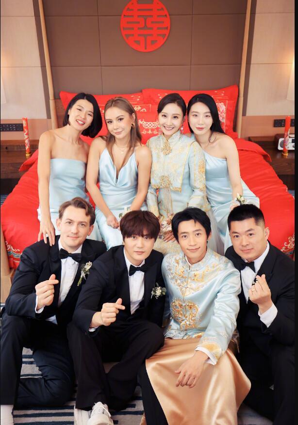 魏晨结婚，张杰爸妈助阵，俞灏明写祝福，陆虎当伴郎，捧花给了她