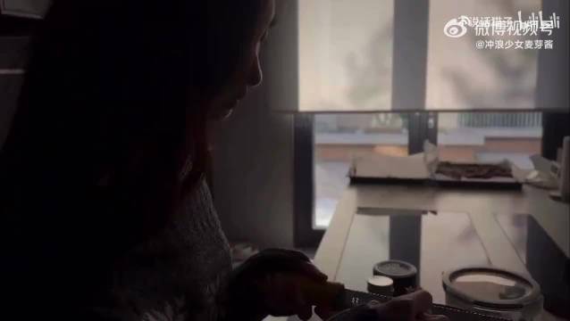 黄磊大女儿多多黄忆慈ins更新：新年夜烘焙面包video！厨艺太好了