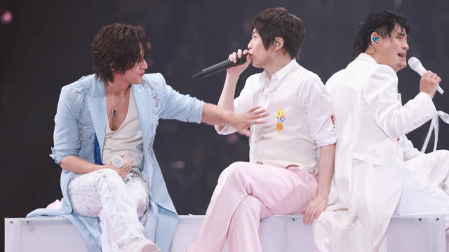 恆星之城 深圳 D4 我的小宏小朋友最棒棒 頒一個小小的獎給你⋯⋯