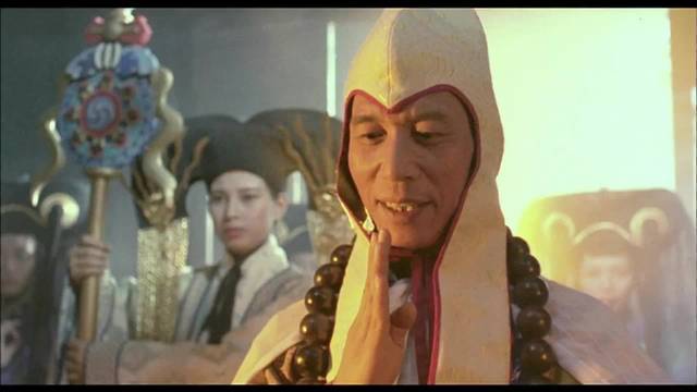 这时一个敢化身为如来佛祖的妖怪普度慈航，一个恶魔中的恶魔