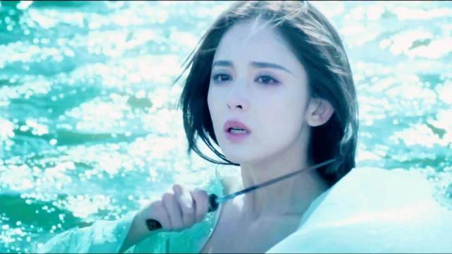 娜扎新西兰低温拍貂蝉镜头展现清冷破碎感