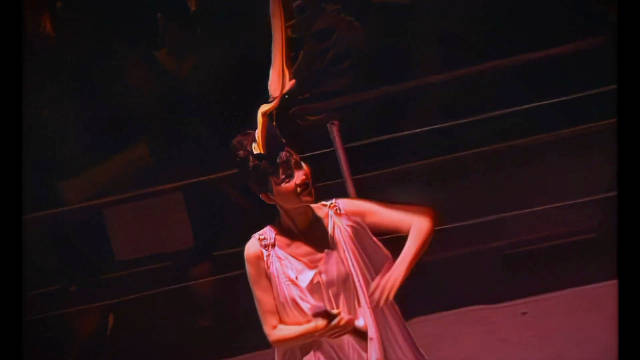 王菲2003菲比寻常演唱会演绎经典《誓言》