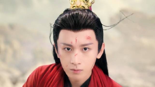 欢瑞制片人梁婷确认成毅1990年出生，作品才是演员立身之本