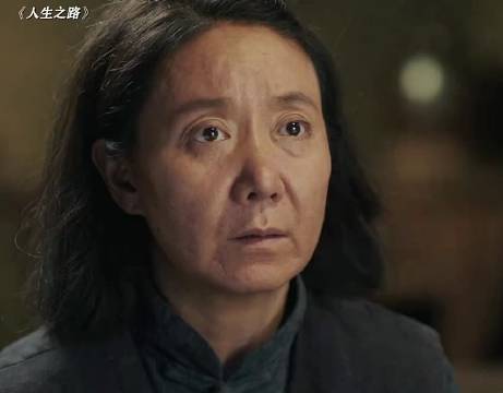 陈晓大学被顶替后因母伤弃学