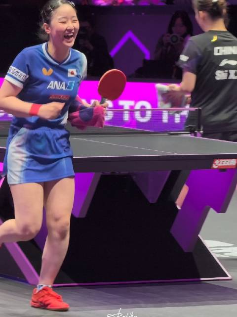 世最萌小女孩赛点庆祝