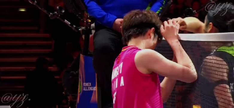 命运给你一个低谷 是为了让你写出绝地反击的故事