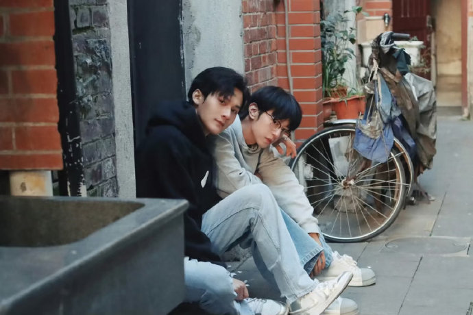 江衡生病时，李沛恩跨区送药的具体过程和背后故事是怎样的？