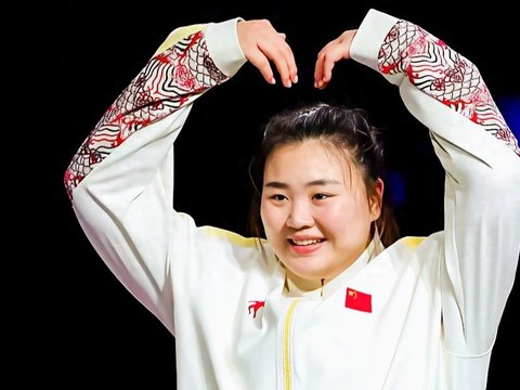 2.01米“女鲨鱼”落选引热议：中国女篮的“甜蜜烦恼”