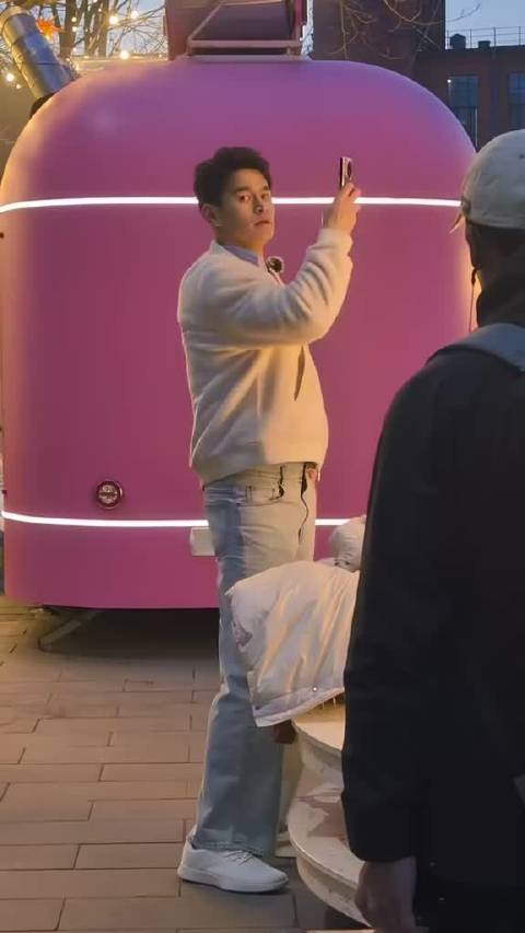 『9983』 20260315 圣彼得堡偶遇 不停地拍拍拍 cr小美