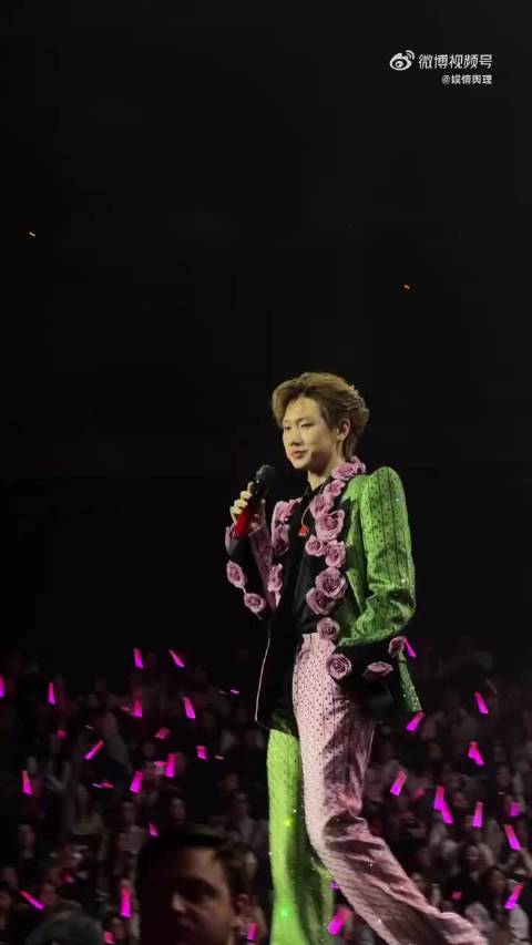 汪苏泷西雅图演唱会浪漫告白粉丝