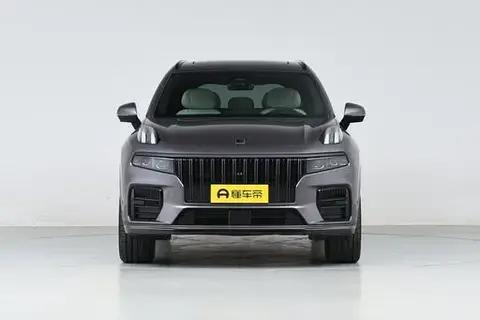 20-30万预算，想买燃油中大型SUV，为什么推荐领克09？