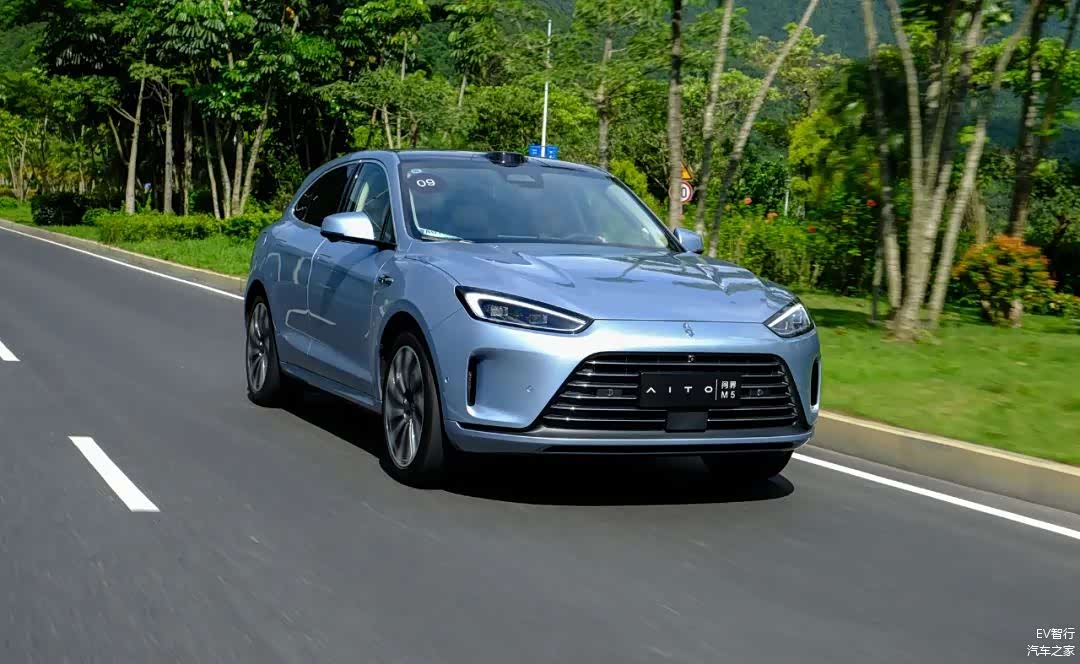 多花5万选装,但很多人都说它鸡肋,“智驾”辅助真有那么不堪?