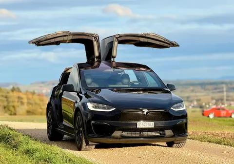 特斯拉停产豪车，辉煌不再，经济适用车市场添强手