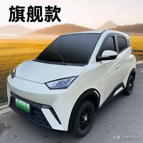 2025年老头乐这三款车把价格打穿了,但真能取代你家汽车吗?