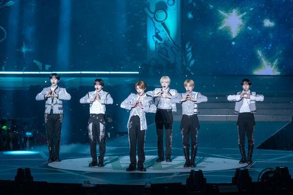 NCT WISH林口开唱中文轮流告白!8千粉排字应援