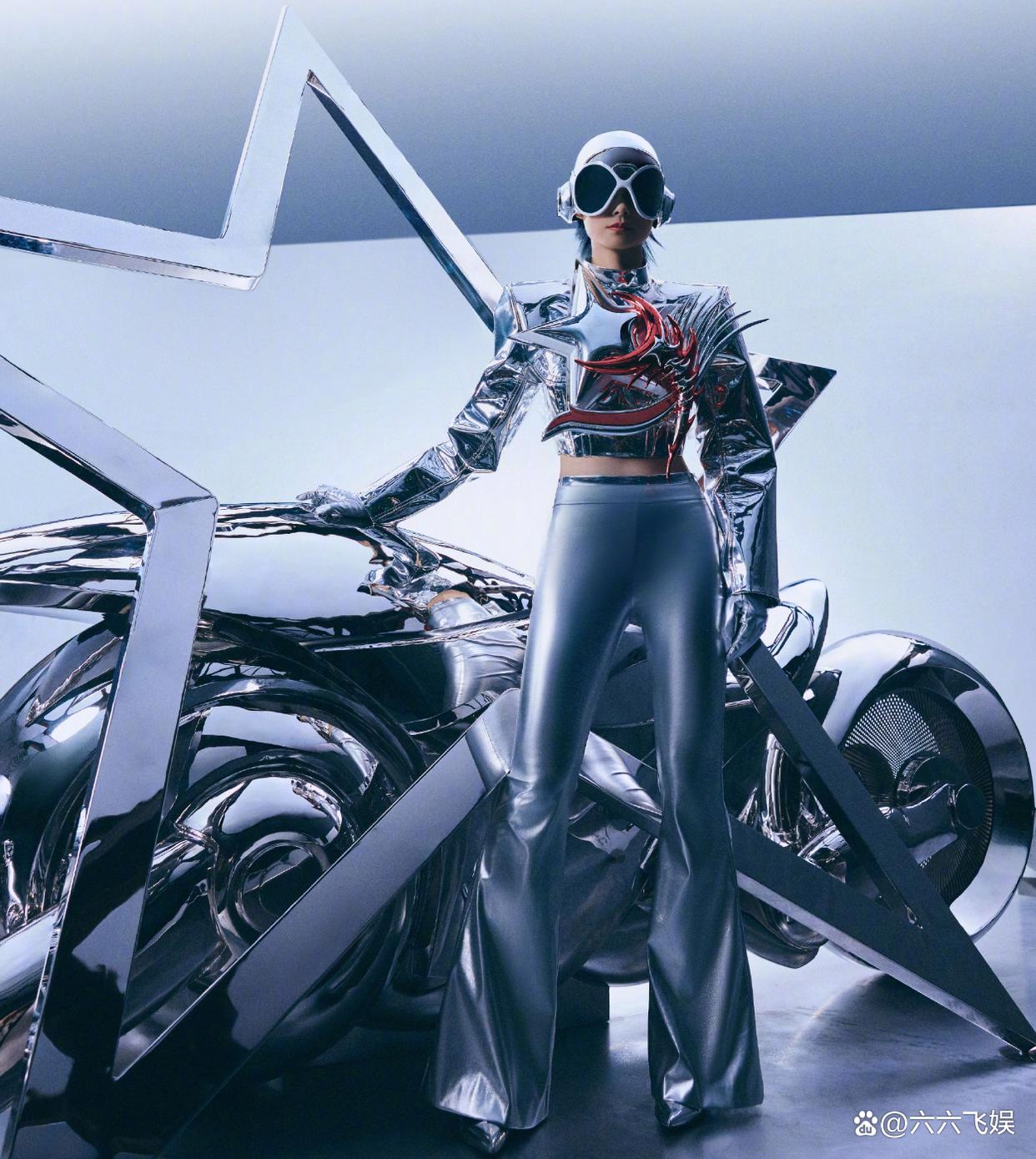 李宇春连续19年压轴,凤凰传奇陶喆忙得团团转,2024跨年最忙是他