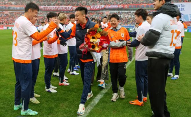 张弛退役引泪奔！山东泰山2-1胜国安夺两连胜，积分清零剑指玉昆