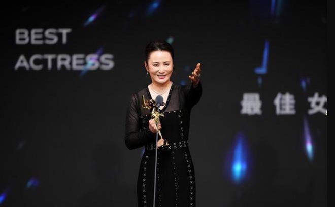 出演癫狂母亲，蒋勤勤获得亚洲电影大奖最佳女主角