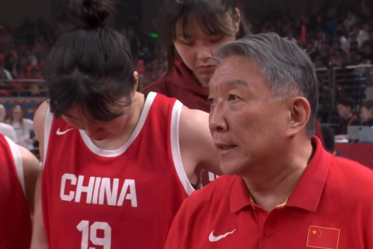 中国女篮半场狂胜捷克24分！刘禹彤7分，唐子婷10分，杨舒予7分