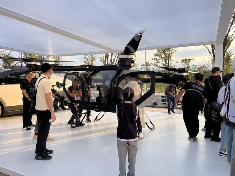 独创仿人脊椎设计 小鹏再次为其新一代人形机器人“正名”