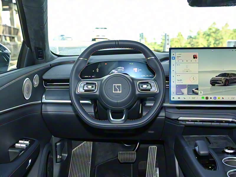 极氪001试驾时座椅舒适吗?