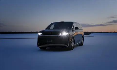 鸿蒙智行首款MPV 智界V9更多信息曝光：配双腔空悬后轮转向