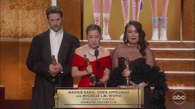 韩裔导演玛吉·康凭《K-POP：猎魔女团》获奥斯卡最佳动画长片