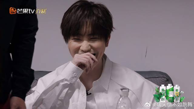 徐良惊喜探班！王耀庆部落团魂直接拉满！