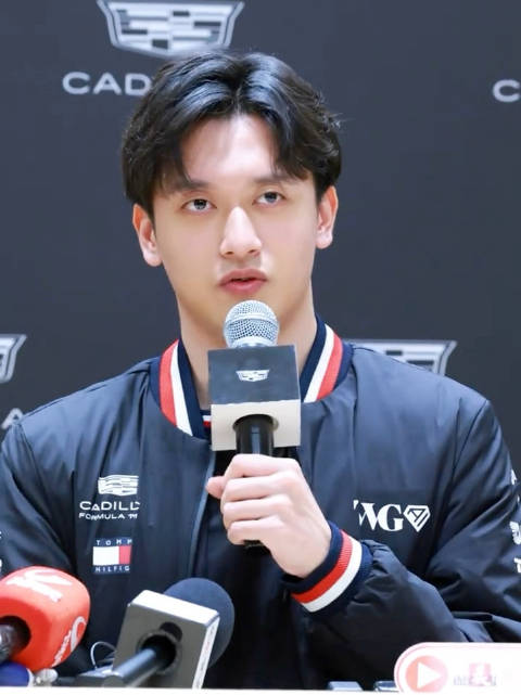 周冠宇蛰伏蓄力，目标重返F1发车格