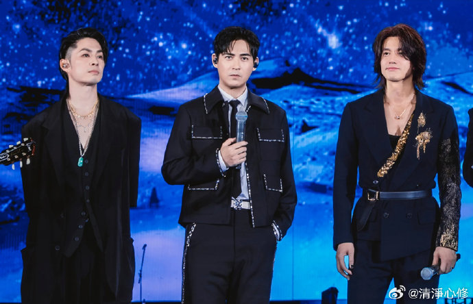 阿信为促成F4完整合体做过哪些努力和让步？