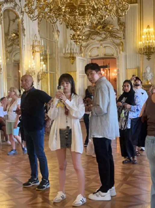 俞灏明和王晓晨的感情从何时开始，有哪些关键节点？