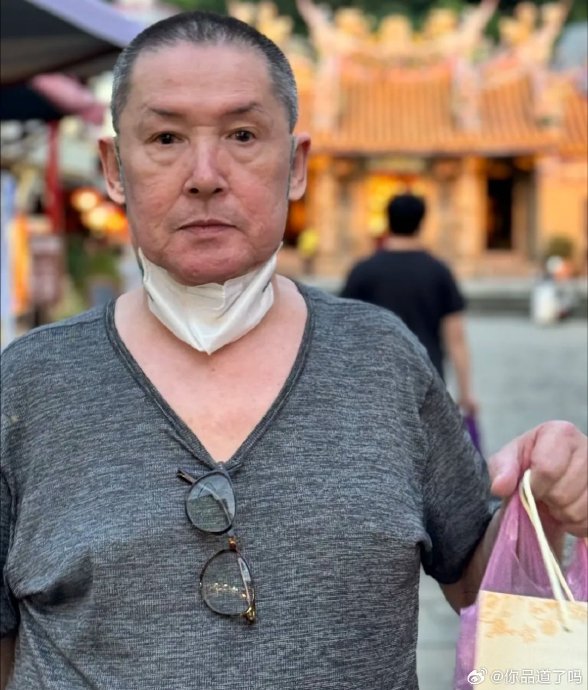 郭碧婷如何用自己的演艺收入来承担父亲的治疗费用？