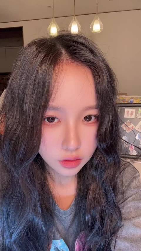 想学王总赚河粉钱 结果扭到jio