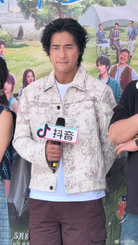 另一种蓝追剧团 42岁周渝民状态 微博VC计划