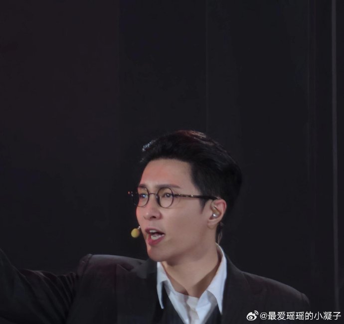 国家话剧院官网是否还能查到张艺兴的演员信息？