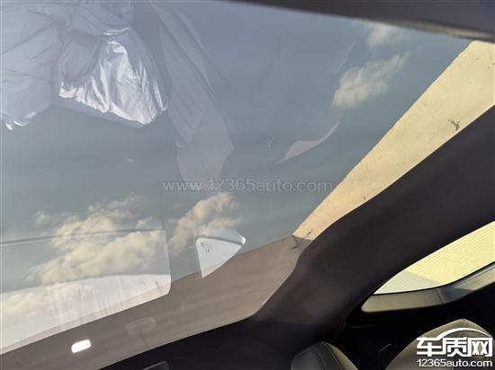 乐道L60天幕玻璃黑色条纹问题很普遍