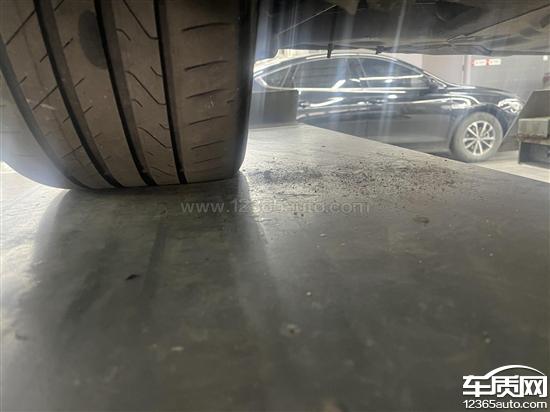 比亚迪海狮07 EV后轮吃胎偏磨 轮胎磨损
