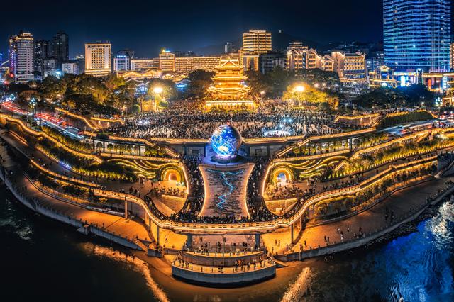 宜宾合江门夜景航拍。视觉中国 图
