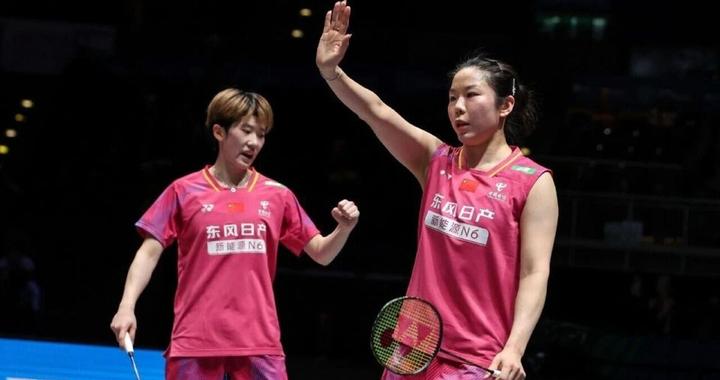 国羽2冠2亚收官瑞士赛！贾一凡/张殊贤内战再输球