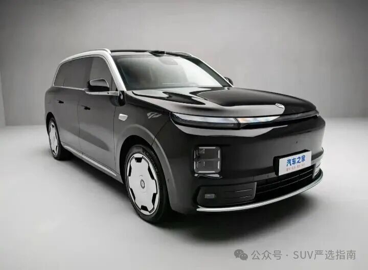 15-30万三款六座SUV单独实测|零跑D19、智己LS8、风云T11,马年家用车真的要洗牌了