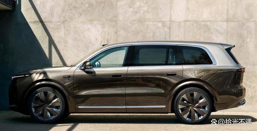 全新理想L9配置拉满,为何少了品牌专属气质