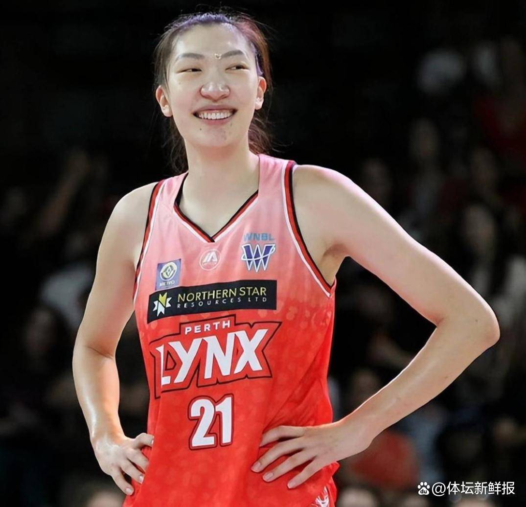 杀招锁定！宫鲁鸣集齐4大中锋，2.26米张子宇稳了，李月汝韩旭世界级！