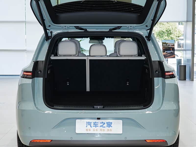 理想L6各配置车型的全款落地价格是多少?