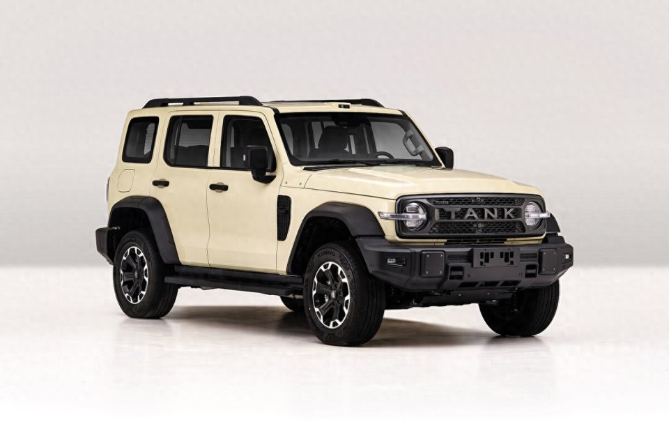 新款坦克300混动版正式申报，换字母车标，车身加长136mm