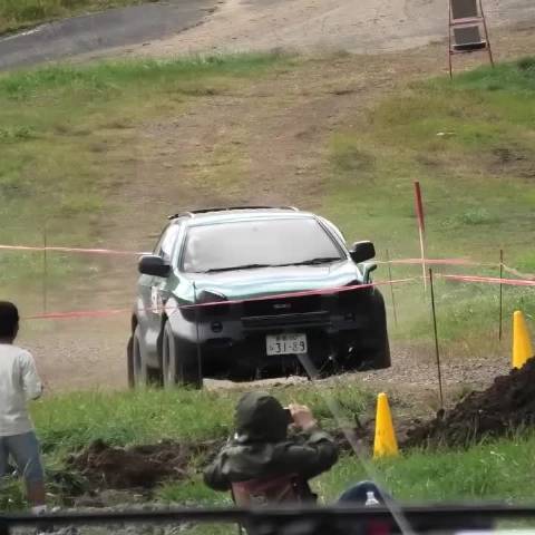 五十铃铁金刚VehiCROSS限量5958台，曾获达喀尔拉力赛级别冠军