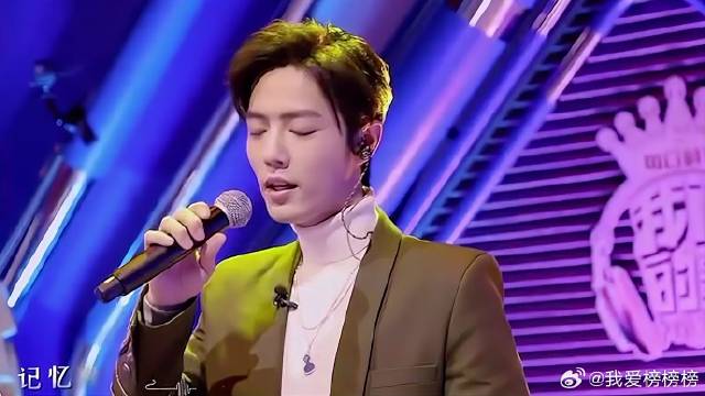 肖战演唱，歌曲《满足》，歌声爽朗悦耳好听极了