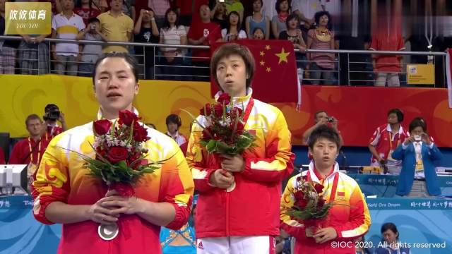 中国四度奥运包揽前三，三旗同升成绝版传奇