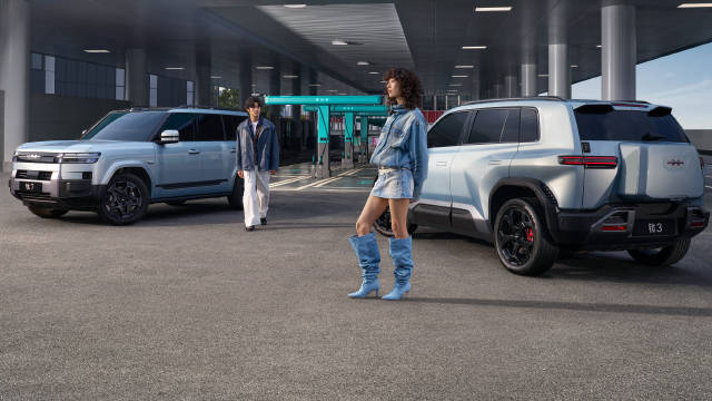 方程豹钛3闪充版上市，售价15.38万起，充电5分钟续航300里