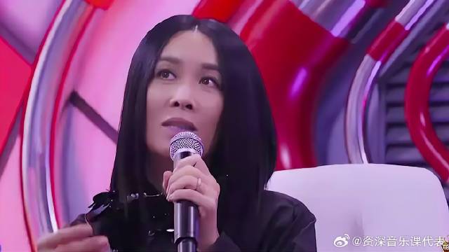 李紫婷被老师们提问，各种搞笑问题，那英真是太逗了